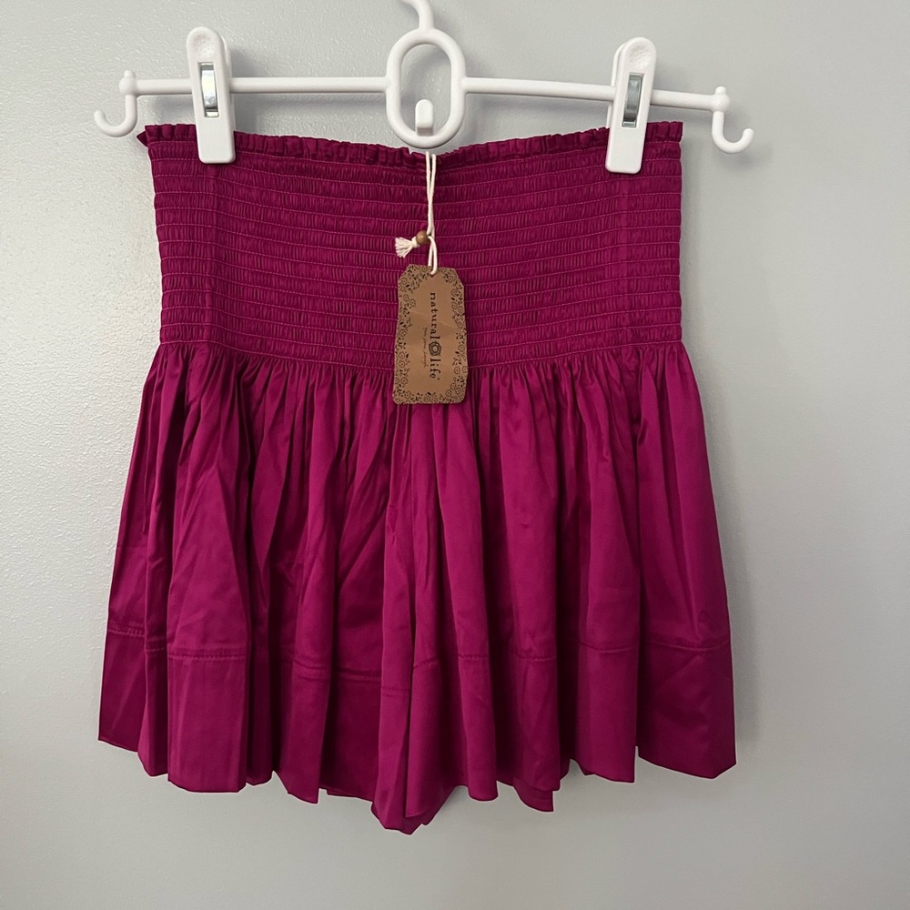 NWT Natural Life Fuchsia Smocked Skort/Shorts